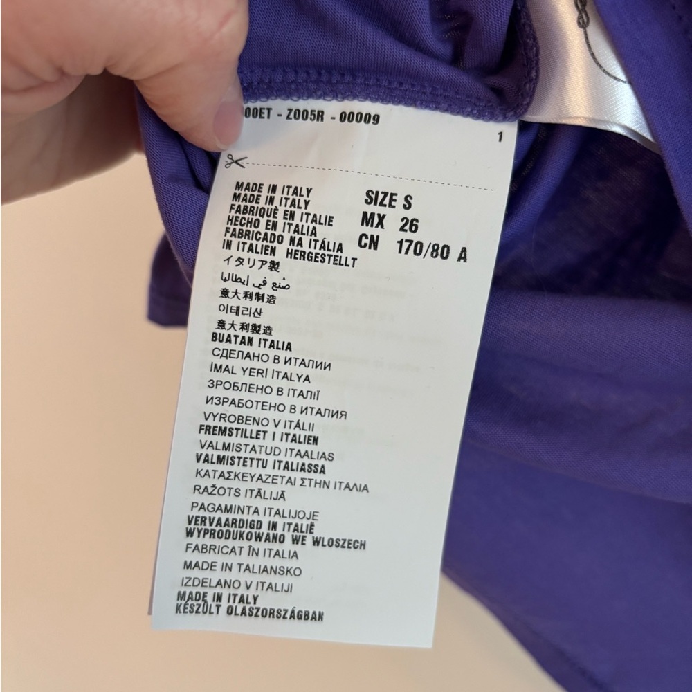 Prada Lavender Long-Sleeve Scoop Neck Top, Button Back, Size Small, 100% cotton - Picture 5 of 5